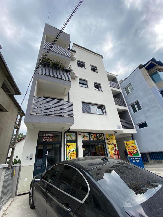 Dom apartmani Kragujevac Exterior foto